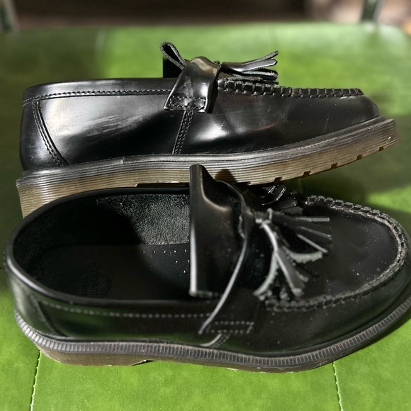 Dr. Martens Smooth Tassel Loafers - Picture 2 of 8